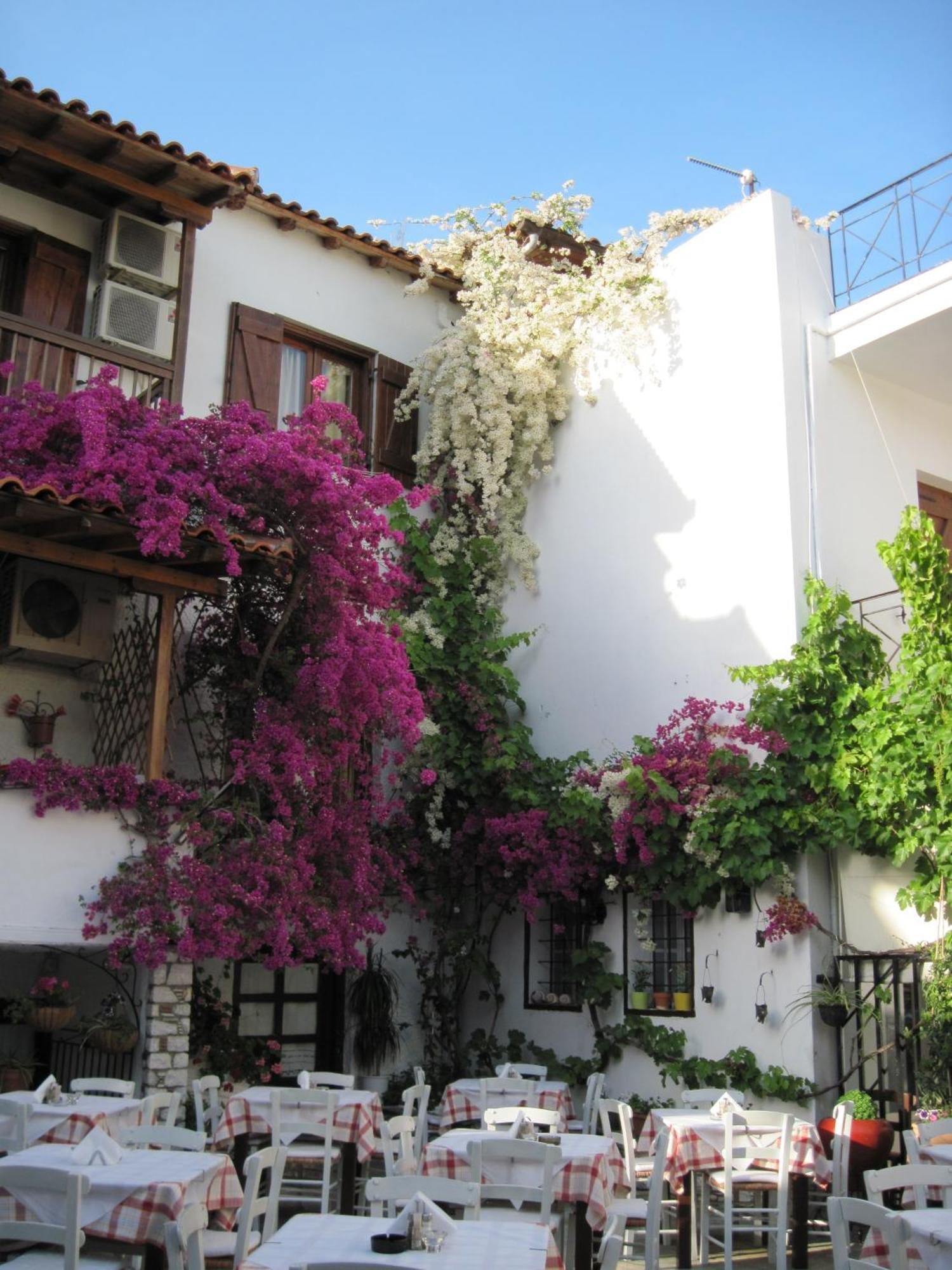 Mouria Hotel Skiathos Exterior foto